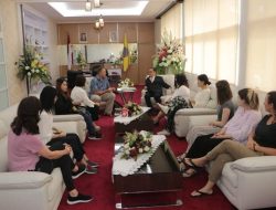 Tingkatkan Kualitas SDM, Unsrat Bahas Kerjasama Field School dengan SFU Canada