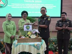 Syukuran HUT ke 23 IAD Dipimpin Ibu Oyes Sila Pulungan