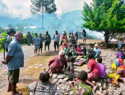 Warga Kampung Lunggineri Dapat Pengobatan Gratis