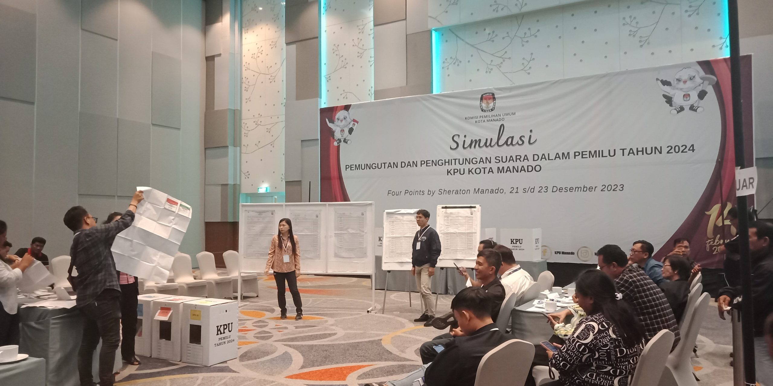 Suasana simulasi yang diikuti ratusan PPK dan PPS