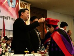 Wagub Kandouw Bangga UKIT Hasilkan Wisudawan dalam Jumlah Banyak