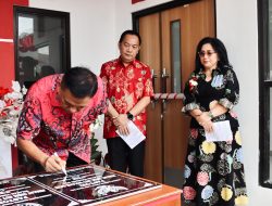 Gubernur Olly Sebutkan Sandaran Kehidupan Kita Ada Dalam Alkitab