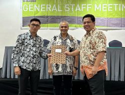 Adri Wala GM Grand Whiz dan Whiz Prime Hotel Megamas Manado