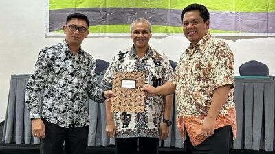 Adri Wala GM Grand Whiz dan Whiz Prime Hotel Megamas Manado