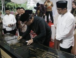 Penatua Steven Kandouw Resmikan Islamic Centre di Bolmut