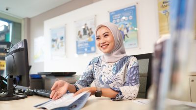 J Trust Bank selalu memberikan pelayanan terbaik bagi nasabah.