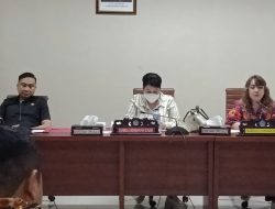 Panggil Alfamart dan Indomaret, Komisi II Kaget Banyak Gerai Ilegal