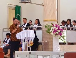 Plt Sekwan Niklas Silangen Wakili Gubernur Hadiri HUT ke 9 Wilayah GMIM Amurang 3