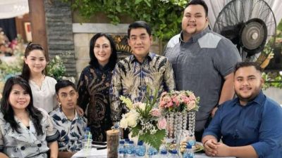 Keluarga Yulius Selvanus: Selamat Tahun Baru Imlek 2576, Gong Xi Fat Cai