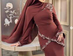 Fuji Jadi Model Baju Lebaran 2025 Brand Fesyen Malaysia