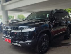 Land Cruiser, Mobnas Gubernur Yulius Selvanus Tangguh di Segala Medan