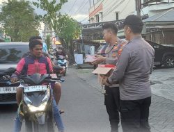 Kapolsek Tuminting IPTU Victorrico Bagi Takjil Gratis dan Gelar Buka Puasa bersama Tokoh Agama