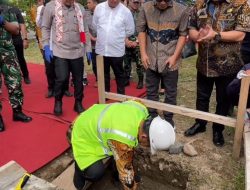 Gubernur Yulius Melakukan Peletakan Batu Pertama Pembangunan Masjid Al Hasan Polres Bolsel