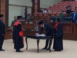 Royke Anter Dilantik Sebagai Wakil Ketua DPRD Sulut
