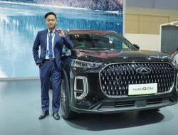 Chery TIGGO 9 CSH Curi Perhatian di GIIAS 2025, SUV PHEV Canggih dengan Fitur Parkir Otomatis