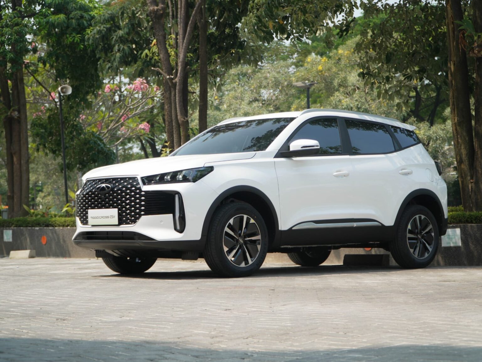 Chery TIGGO Cross CSH Hybrid Comfort hadir dengan harga lebih terjangkau. (ist)