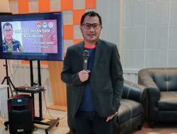 FISIP Unsrat Gelar Academia Politica Bagi Generasi Muda Manado
