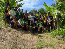 Peduli Lingkungan KMPA Tansa dan KPA Ampala Tanam Pucuk Merah