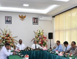 Peserta SESPIMTI Polri Audensi dengan Rektor Unsrat Prof Berty Sompie