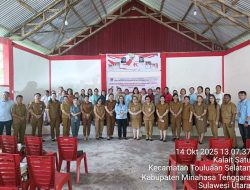 Penyuluhan Program KB, Kadis Nova Tarumingkeng Pastikan Masyarakat Miliki Informasi Lengkap