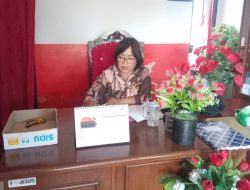 Kepsek Meity Tangkuling: Pembangunan Proyek Revitalisasi SMP Negeri 2 Kakas Sudah 50 Persen
