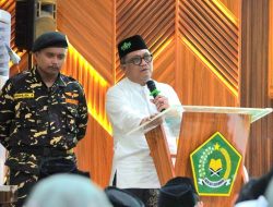 Syukuran Hari Santri, Ulyas Taha: Ponpes  Identik dengan NU