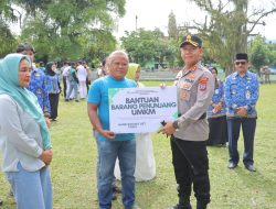 Hari Sumpah Pemuda, Kapolres Irwanto Serahkan Bantuan Penunjang UMKM