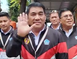 Gubernur Yulius Selvanus Semangati Atlet Sulut di PON Beladiri