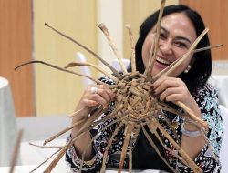 Ketua Dekranasda Sulut Anik Yulius Selvanus Dorong UMKM Berinovasi