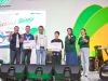 PT Pegadaian Kanwil V Manado Serahkan Hadiah Program Badai Emas 2025 pada Festival Tring di Mantos