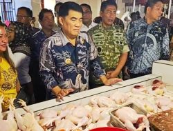 Jelang Nataru, Gubernur Yulius Selvanus Minta Pedagang Jangan Mainkan Harga