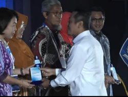 Pemprov Sulut Raih Anugerah Pemanfaatan Data Pendidikan 2025