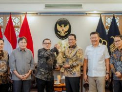 Rektor Unsrat bersama Pimpinan Senat Kunjungi Kementerian Hukum dan HAM