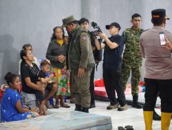 Turun ke Lokasi Banjir Siau, YSK Petarung Sejati untuk Rakyat Sulut