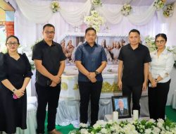 Bupati dan Kapolres Mitra Melayat ke Rumah Duka, Berpulangnya Jonas Hendrik Lalandos