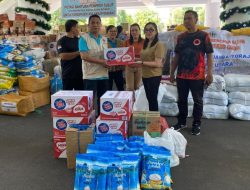 Disdukcapil KB Sulut Bantu Korban Banjir Bandang Sitaro