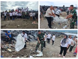 Dukung Gerakan Indonesia Asri, Danramil 1309-01/STB dan Babinsa Ikut Pembersihan Pesisir Pantai Bitung Karangria