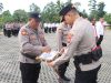 Enam Personel Berprestasi Terima Penghargaan dari Kapolres Mitra
