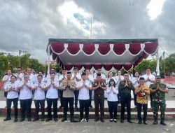 Bupati Franky Wongkar dan Forkopimda Berbagi Takjil, Semarakkan Ramadan di Amurang