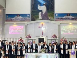 Menghayati Salib Kristus, Bupati FDW Ibadah Jumat Agung dan Perjamuan Kudus Bersama Jemaat GMIM Imanuel Kawangkoan Bawah