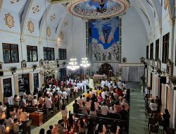 Misa Vigili Paskah di Amurang: Momentum Suci Menyongsong Kebangkitan Kristus