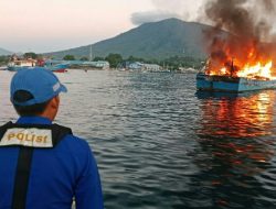 KM Maranatha 04 Terbakar di Selat Lembeh, Ditpolairud Polda Sulut Lakukan Evakuasi