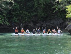 Wisata Olahraga Stand Up Paddle Kian Diminati di Sulawesi Utara
