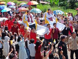 Momen Bersejarah, Desa Keroit Sambut Misa Perdana Dua Imam Baru