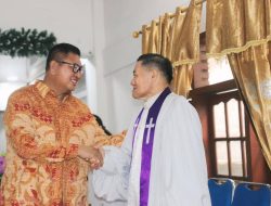 Wabup Theodorus Kawatu Hadiri Ibadah Syukur Purna Tugas dan Penempatan Gembala KGPM Imanuel Tumpaan