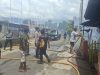 Polsek Tikala Amankan Lokasi Kebakaran Tiga Unit Rumah di Dendengan Dalam, Kerugian Masih Didata