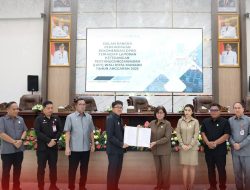 Mona Kloer SH, MH Pimpin Rapat Paripurna LKPJ Wali Kota Tahun Anggaran 2025