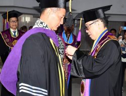 Unsrat Anugerahi Doktor Honoris Causa kepada Wagub Lemhanas Laksdya TNI Erwin S. Aldedharma