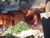 Kebakaran Hanguskan Satu Rumah di Kelurahan Lewet