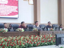 Hadiri Paripurna DPRD, Bupati Franky Wongkar Tegaskan Komitmen Perkuat Akuntabilitas Pengelolaan APBD